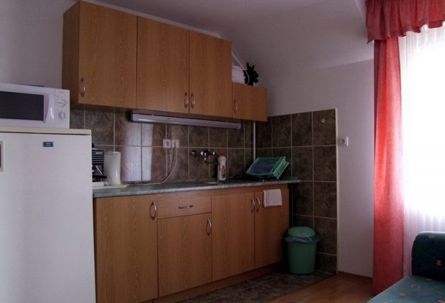 1szobas_apartman_konyhareszlet