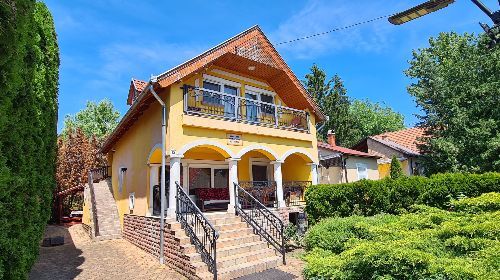 Mogyoró Apartman